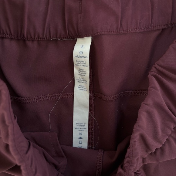 Lululemon On the Fly Jogger Pant - Picture 4 of 5